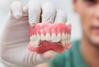 Prótese dentária - Especialidades - Salut Clínica Odontológica e Médica